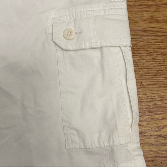 St. John’s Bay Men’s Cargo Shorts White Size 42 - Picture 4 of 15